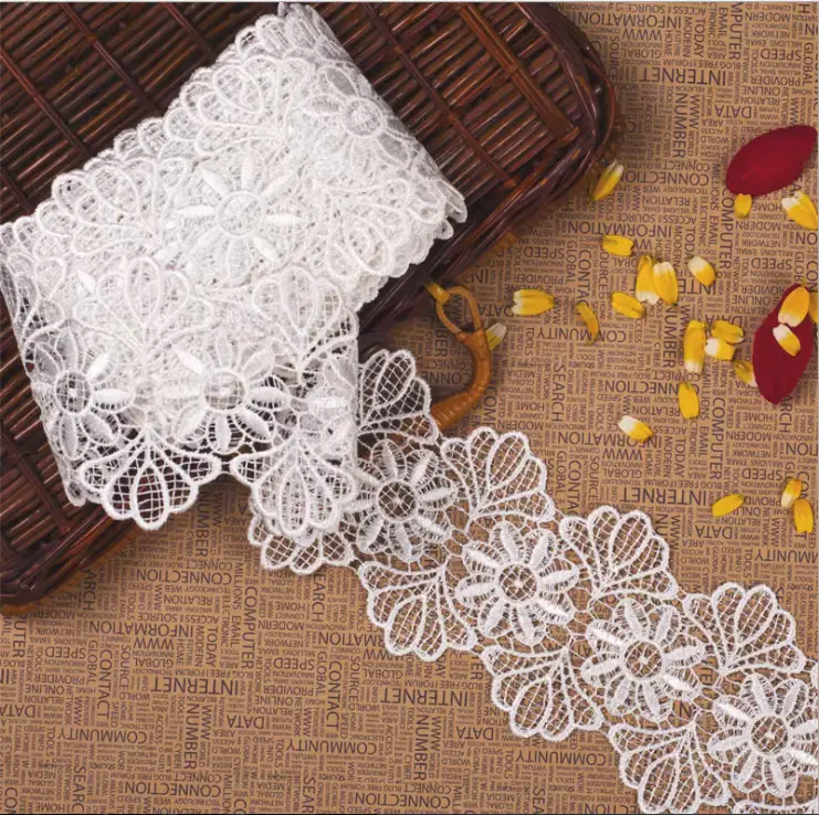 Customized White Milk Silk Embroidery Lace Vintage Chemical Lace For Wedding Dresses Shoes And Other Clothing Accessories